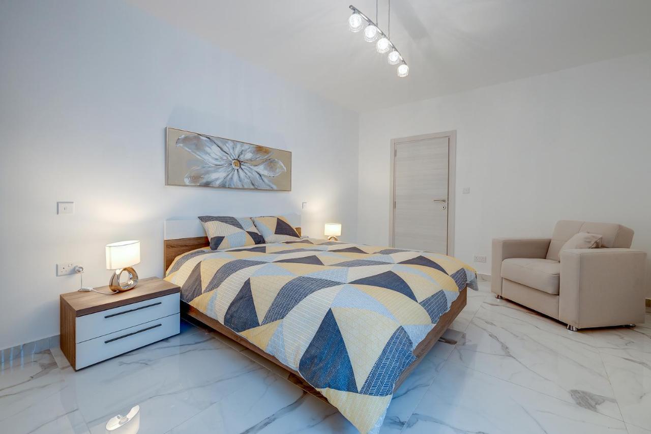 Stylish 2Br Apartment In Central St Julians Saint Julian's 외부 사진