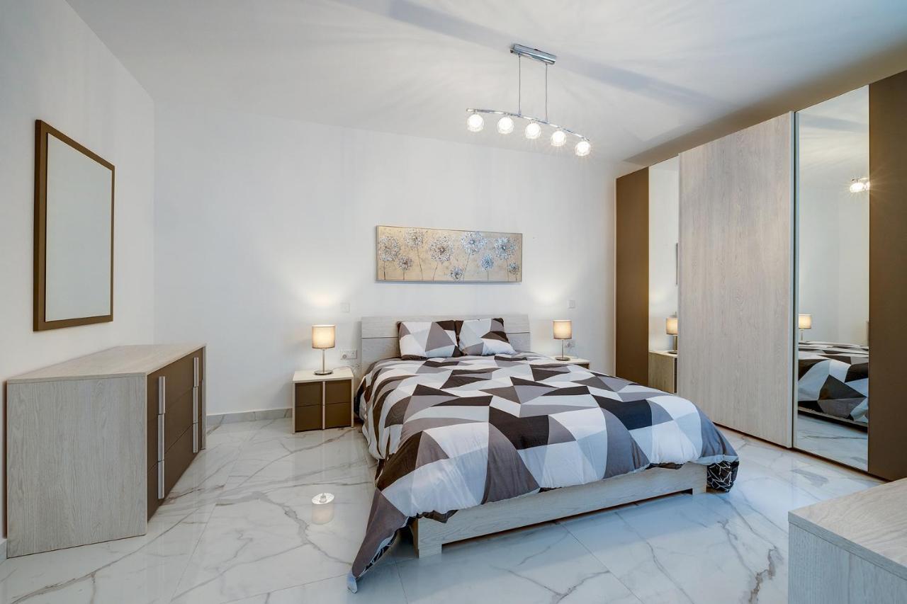 Stylish 2Br Apartment In Central St Julians Saint Julian's 외부 사진